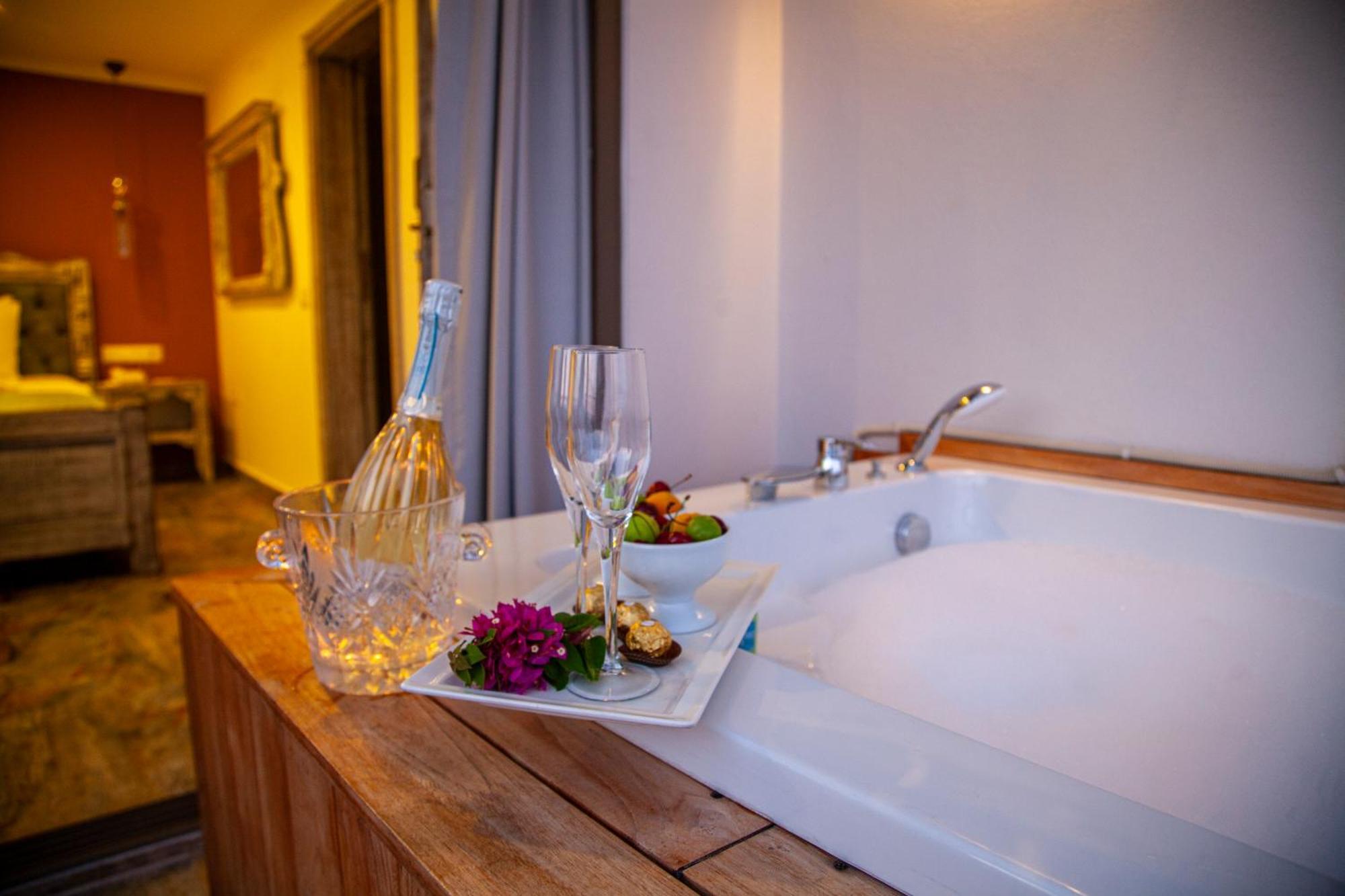 Noel Baba Hotel Kaş Eksteriør bilde